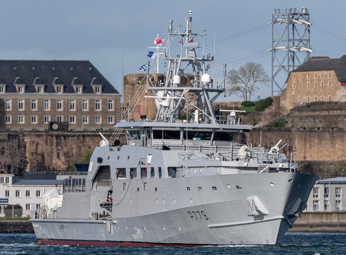 p-779 fs auguste benebig patrouilleur outre-mer pom offshore patrol vessel opv french navy marine nationale noumea 02