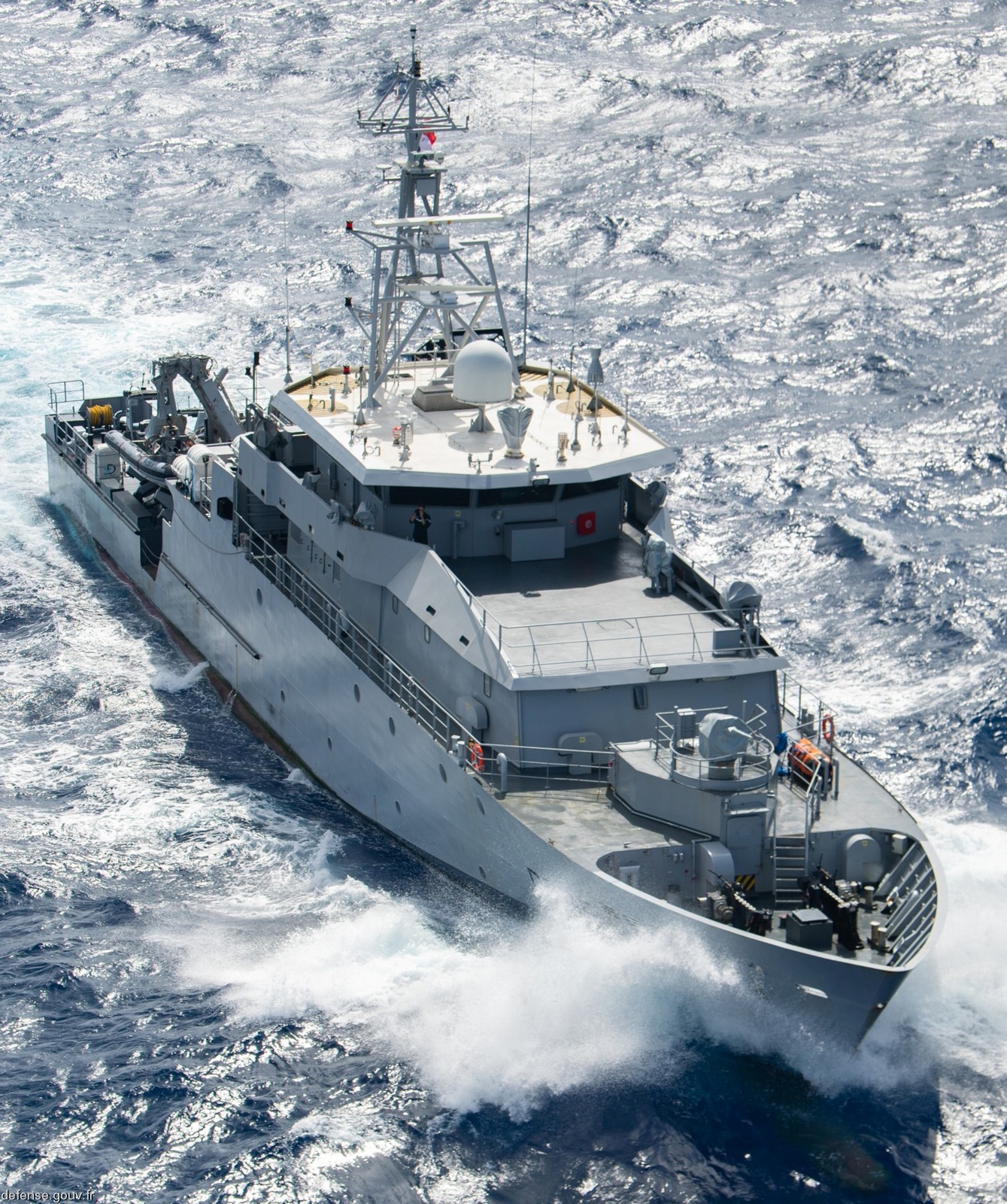 p-779 fs auguste benebig patrouilleur outre-mer pom offshore patrol vessel opv french navy marine nationale noumea 06