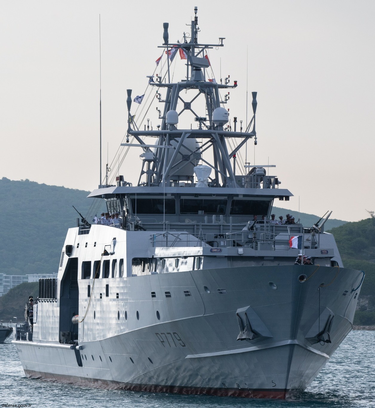 p-779 fs auguste benebig patrouilleur outre-mer pom offshore patrol vessel opv french navy marine nationale noumea 07