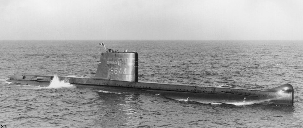 s-644 eurydice daphne class attack submarine ssk french navy marine nationale sous-marin d'attaque 02