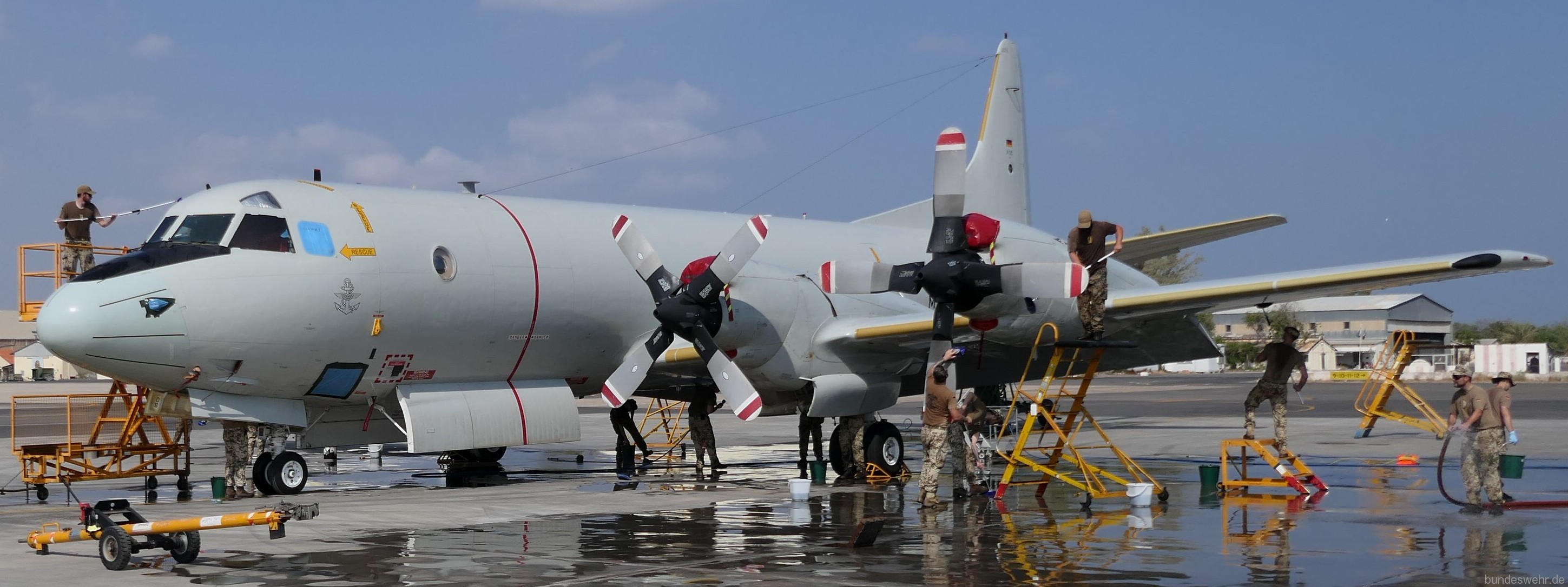 p-3c orion maritime patrol aircraft german navy lockheed deutsche marine seefernaufklärer mfg-3 nordholz 03
