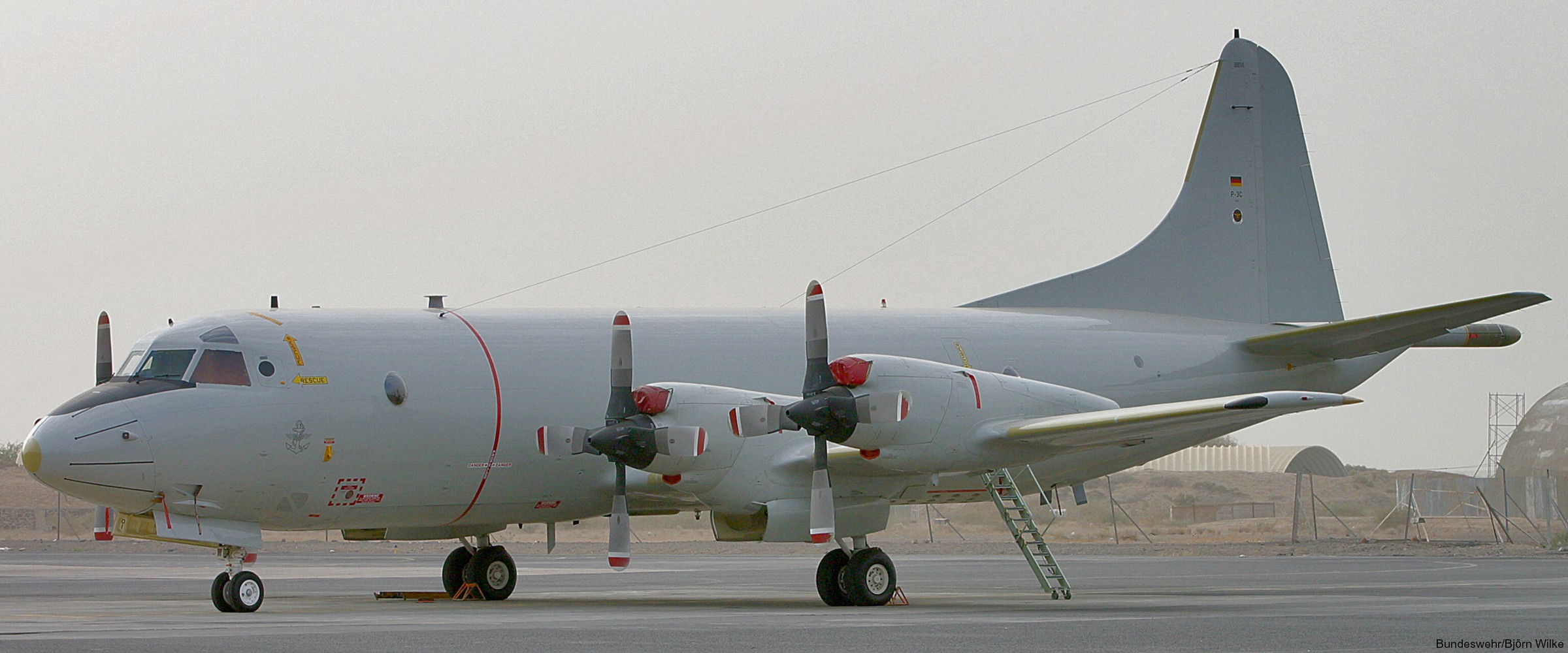 p-3c orion maritime patrol aircraft german navy lockheed deutsche marine seefernaufklärer mfg-3 nordholz 31