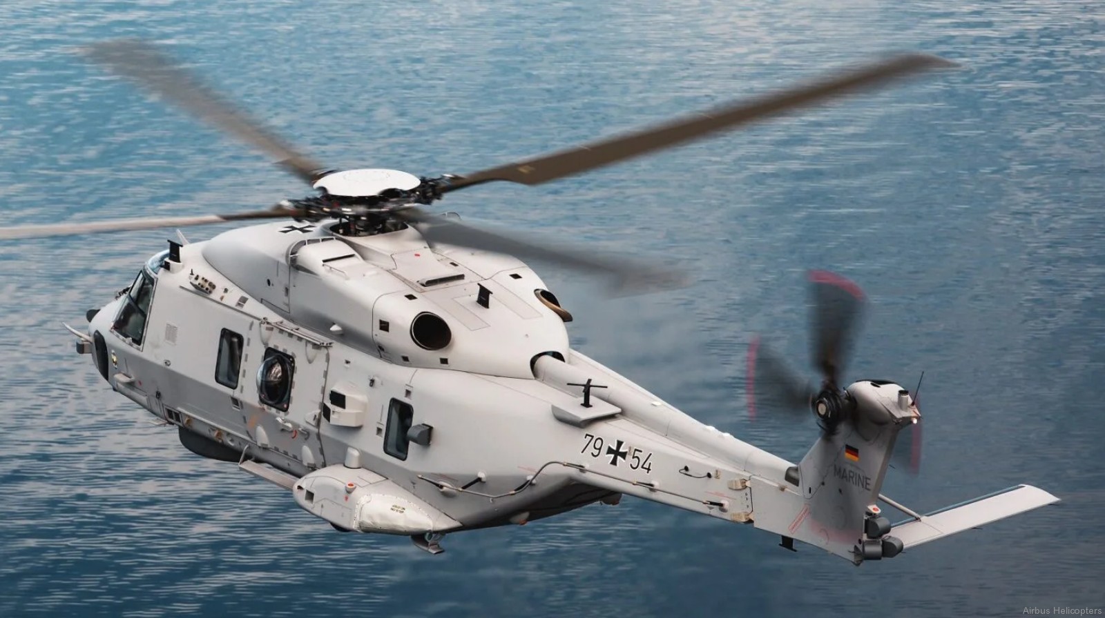 nh-90 nth sea lion helicopter german navy deutsche marine nhindustries mfg-5 nordholz 12