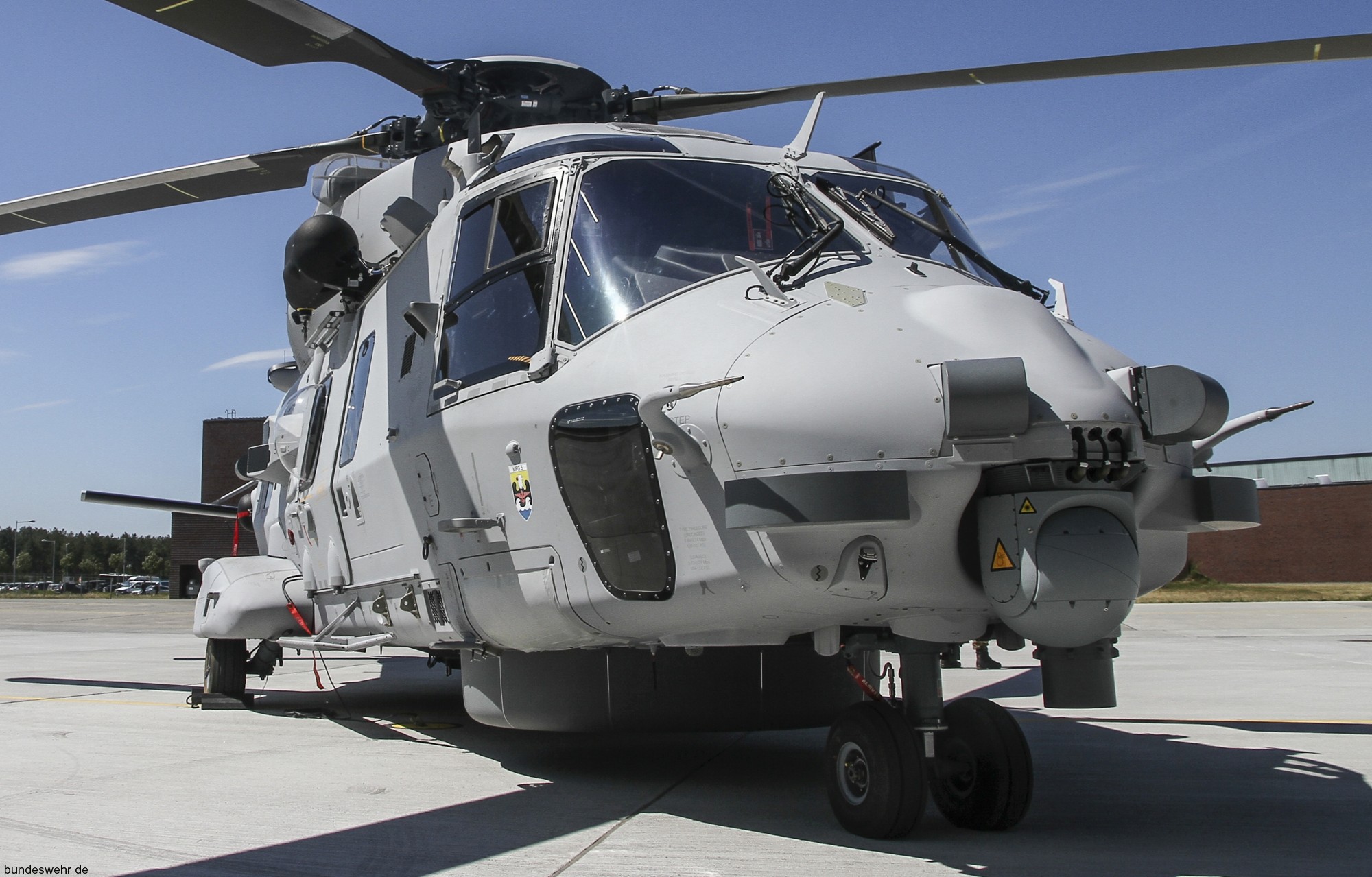 nh-90 nth sea lion helicopter german navy deutsche marine nhindustries mfg-5 nordholz 29