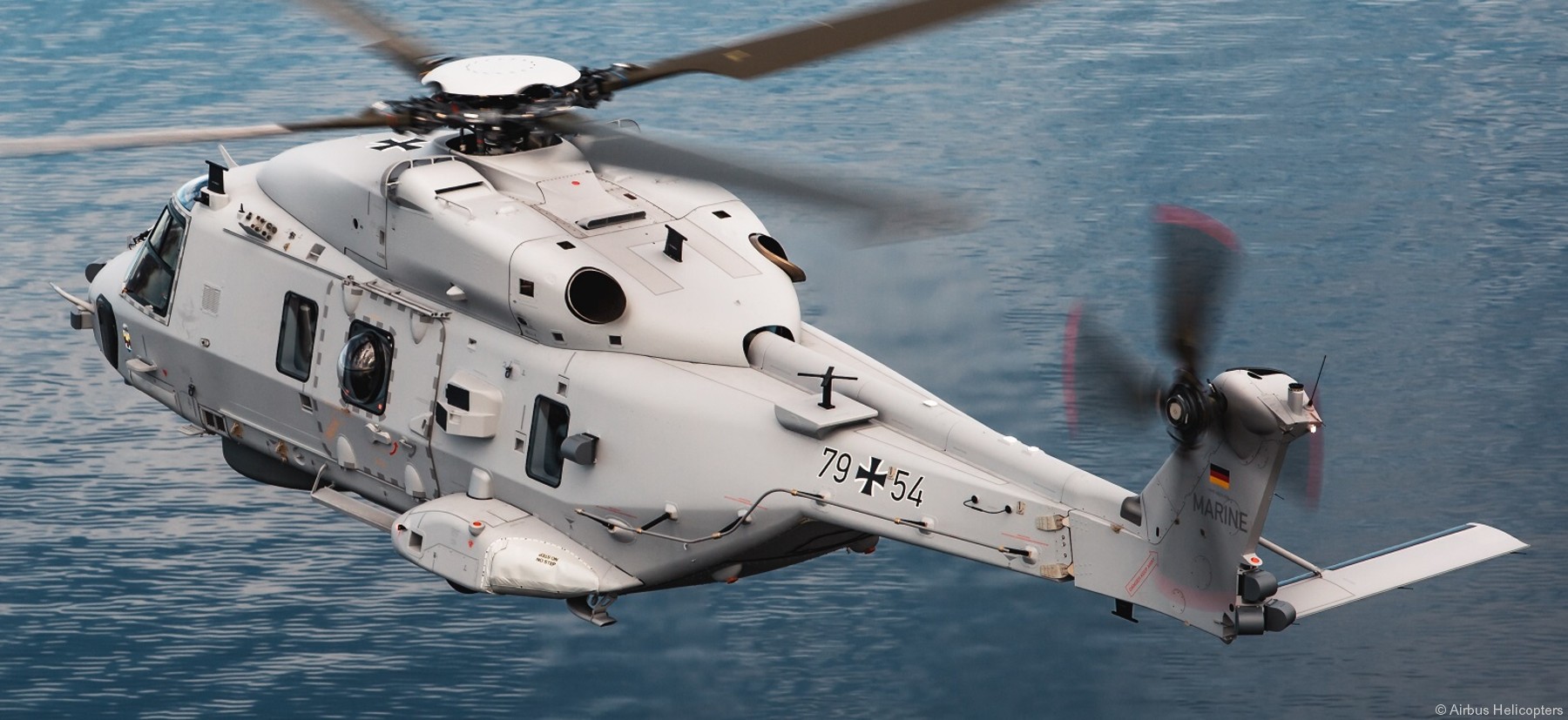 nh-90 nth sea lion nfh helicopter german navy deutsche marine nhindustries mfg-5 35
