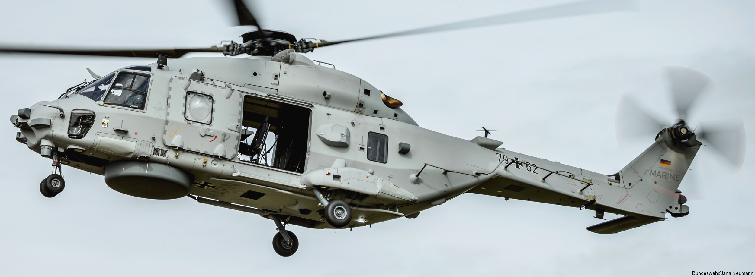 nh-90 nth sea lion nfh helicopter german navy deutsche marine nhindustries mfg-5 37
