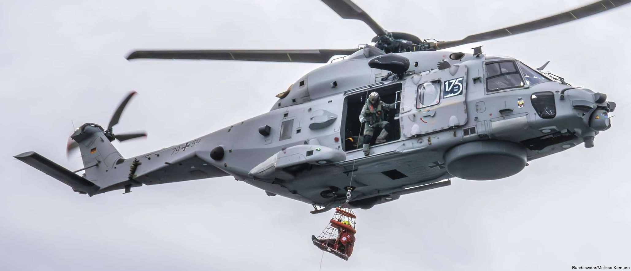 nh-90 nth sea lion nfh helicopter german navy deutsche marine nhindustries mfg-5 43