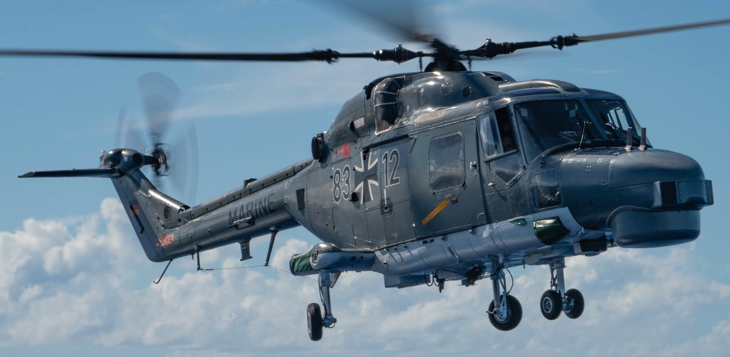 sea lynx mk.88a westland naval helicopter german navy deutsche marine 42