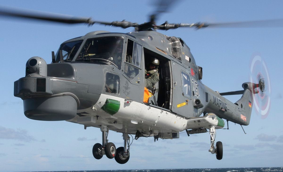 sea lynx mk.88a westland naval helicopter german navy deutsche marine 52