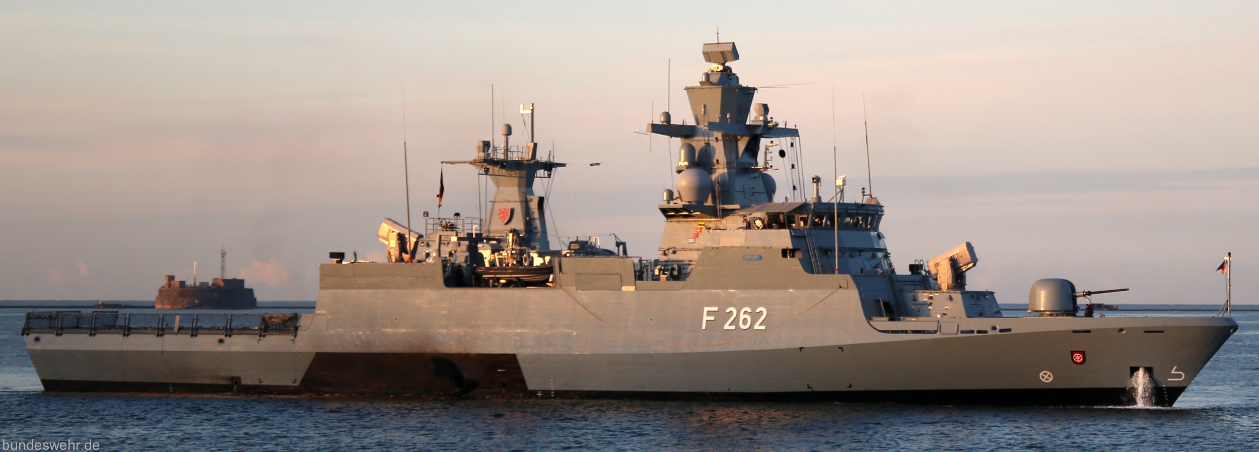 f-262 fgs erfurt type k130 braunschweig class corvette german navy 08