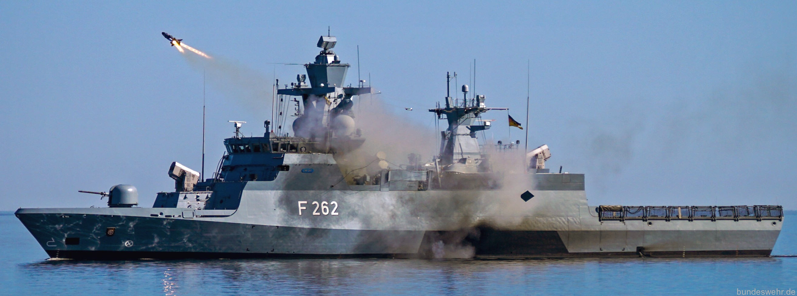 f-262 fgs erfurt type k130 braunschweig class corvette german navy 15 diehl rbs-15 ssm missile