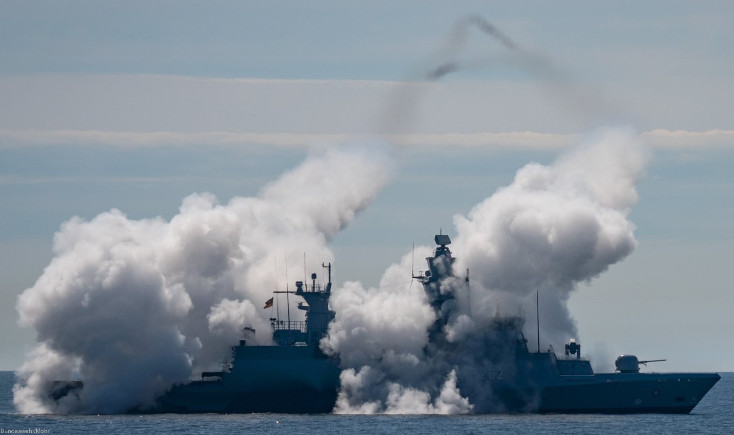 f-262 fgs erfurt type k130 braunschweig class corvette german navy deutsche marine korvette rim-116 ram rolling airframe missile 41