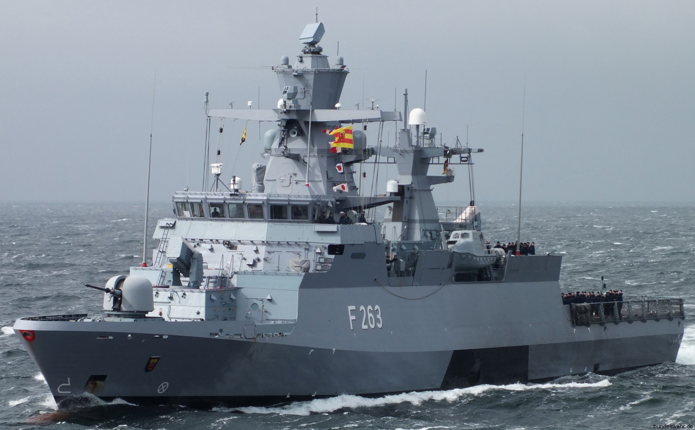 type k130 braunschweig class corvette german navy f-263 fgs oldenburg 20x