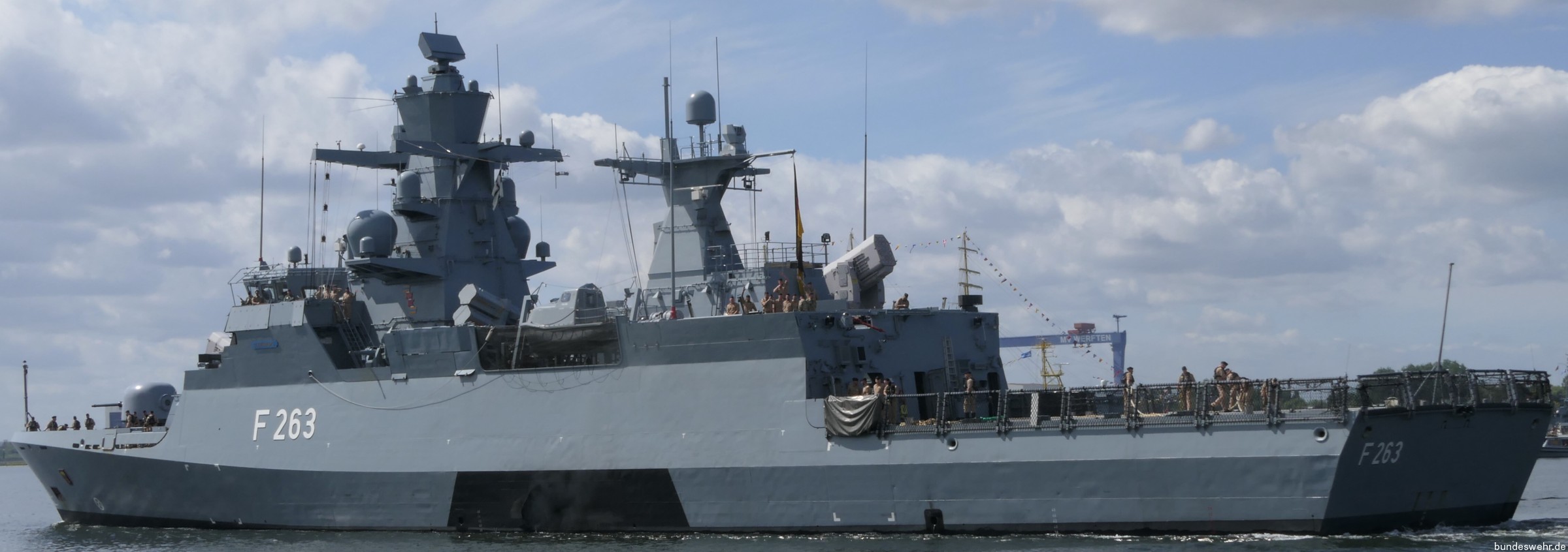 fgs oldenburg f-263 type k130 braunschweig class corvette german navy deutsche marine korvette 30