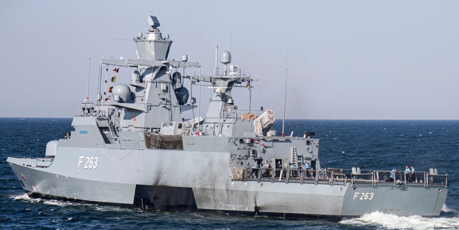 fgs oldenburg f-263 type k130 braunschweig class corvette german navy deutsche marine korvette 32