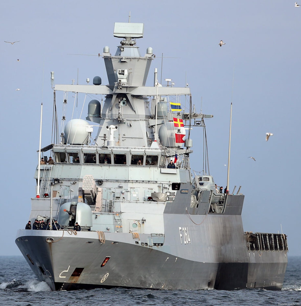 f-264 fgs ludwigshafen am rhein type k130 braunschweig class corvette german navy deutsche marine korvette 22