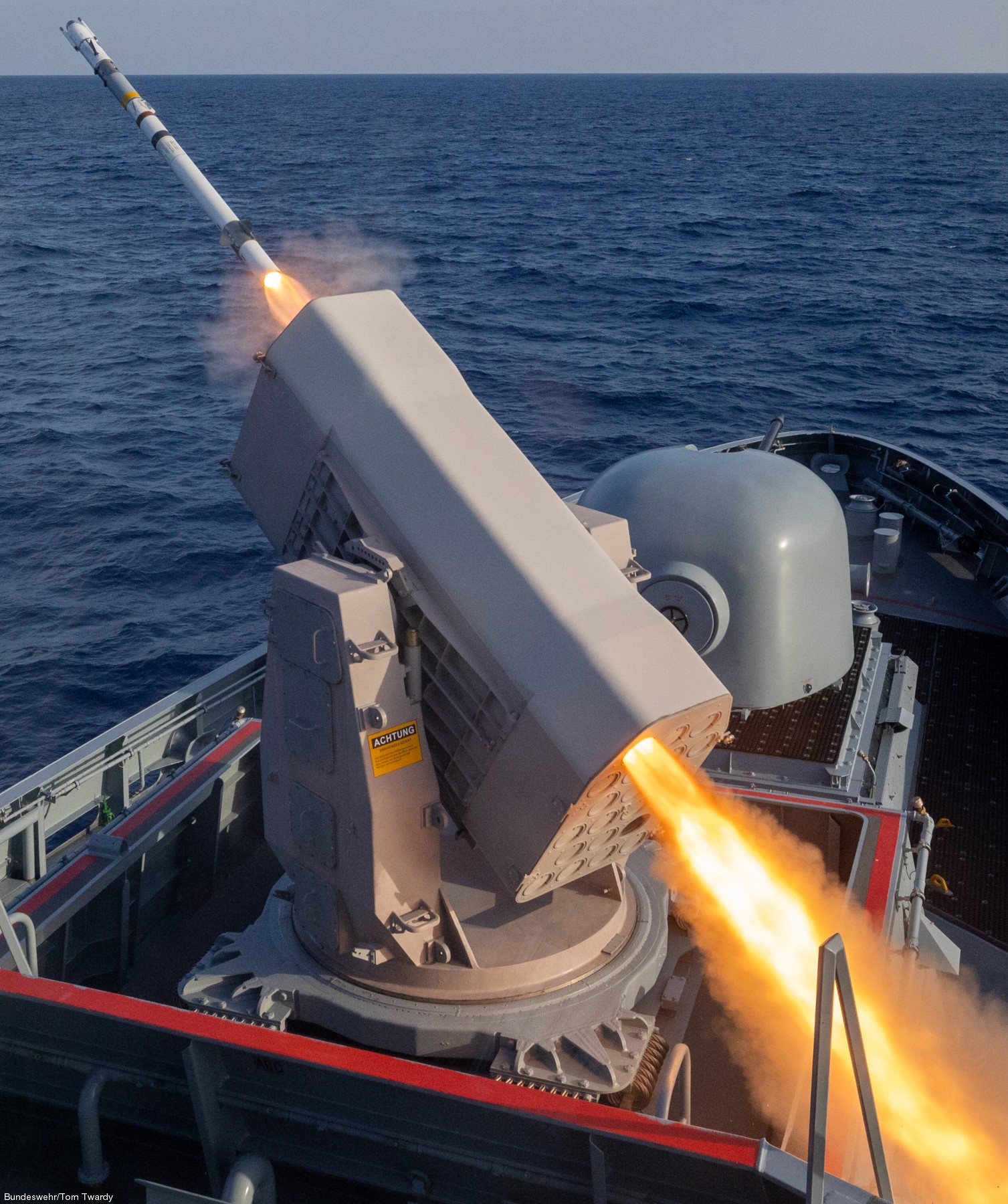 fgs ludwigshafen am rhein f-264 type k130 braunschweig class corvette german navy rim-116 rolling airframe missile ram ciws 30