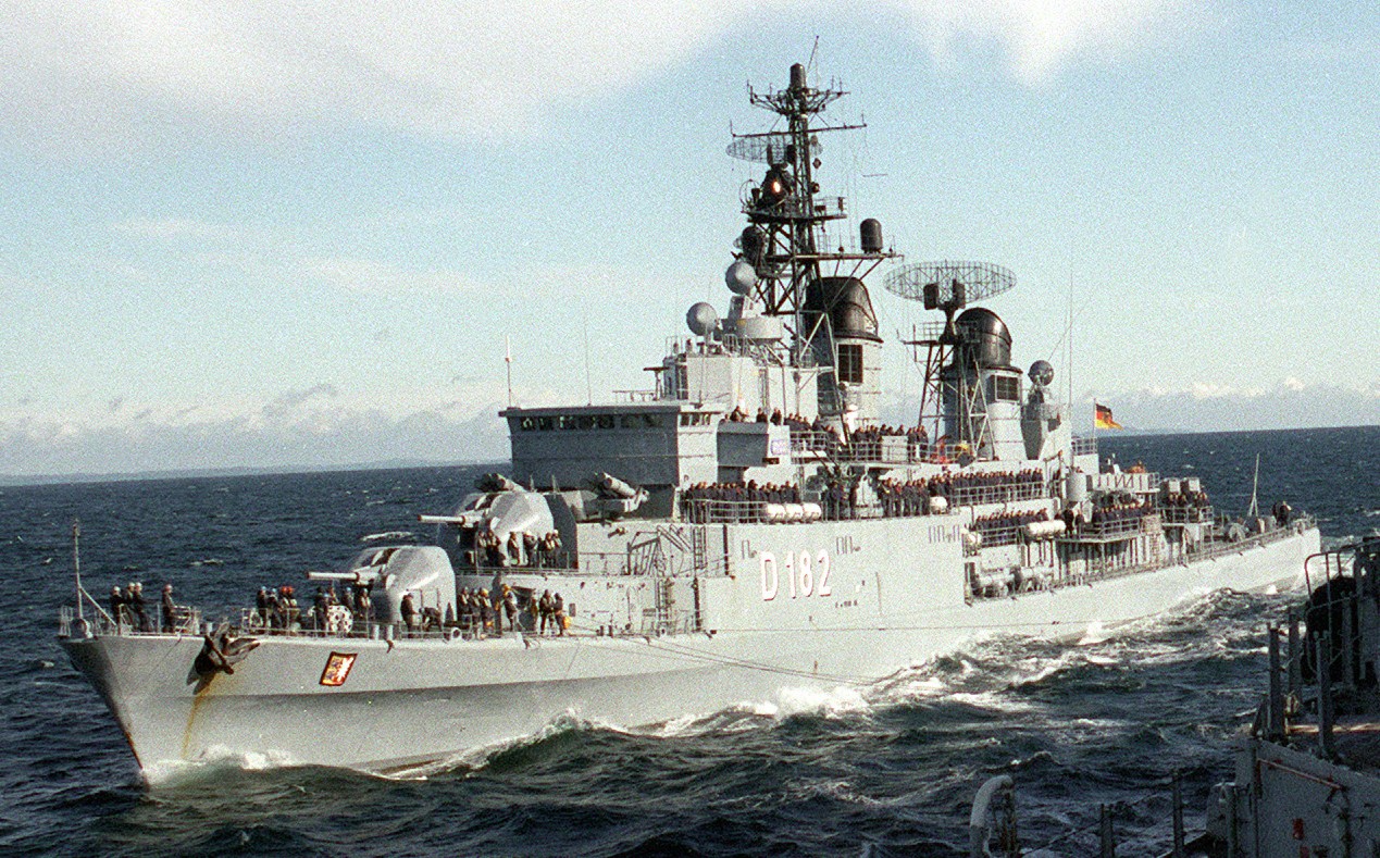 d-182 fgs schleswig-holstein type 101a hamburg class destroyer german navy deutsche marine 03a