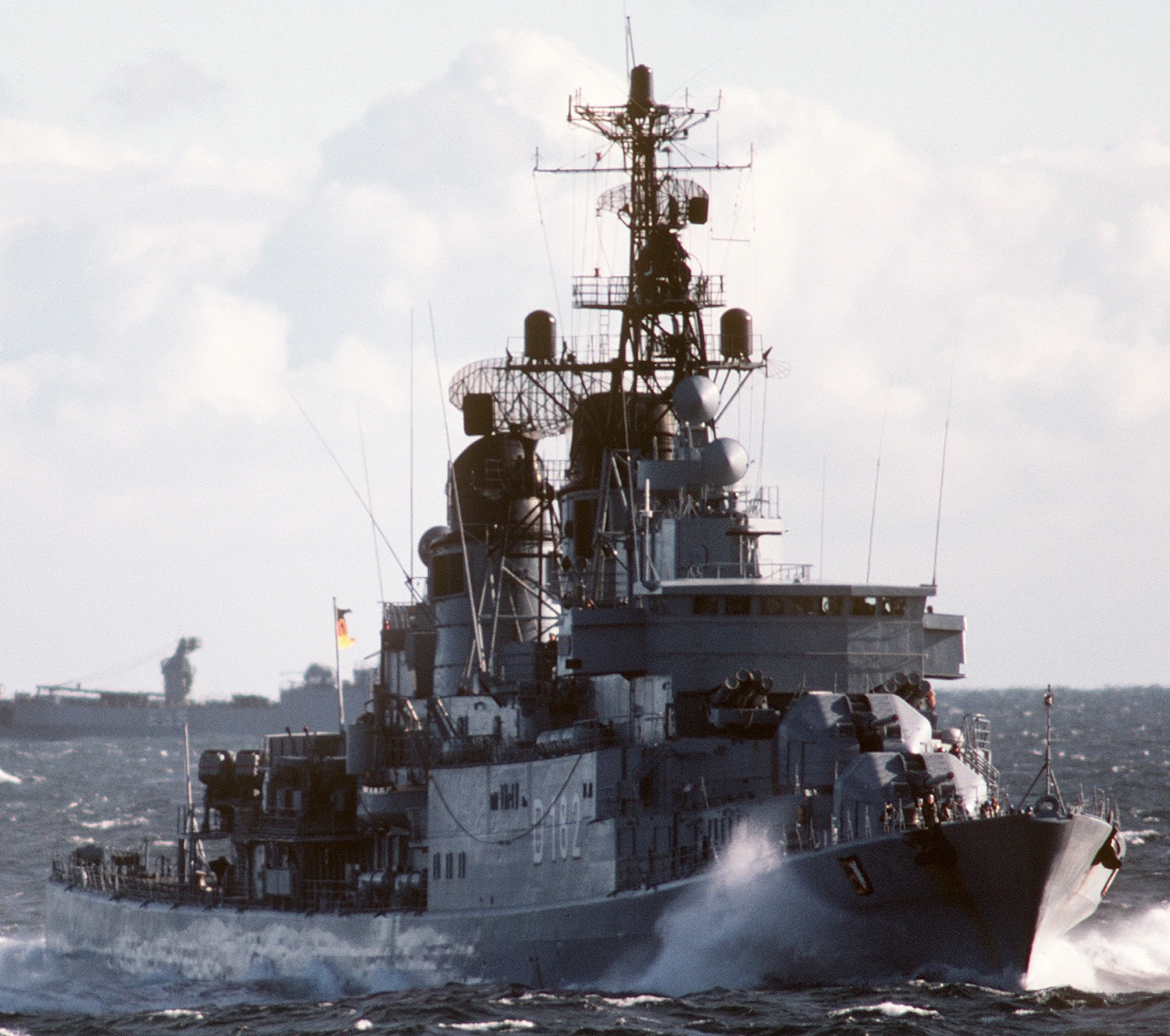 d-182 fgs schleswig-holstein type 101a hamburg class destroyer german navy 13
