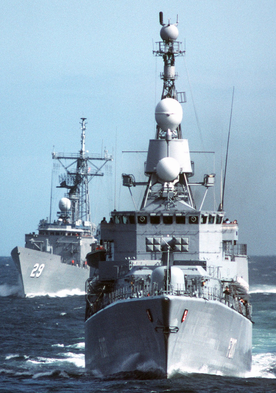 f-207 fgs bremen type 122 class frigate german navy 18
