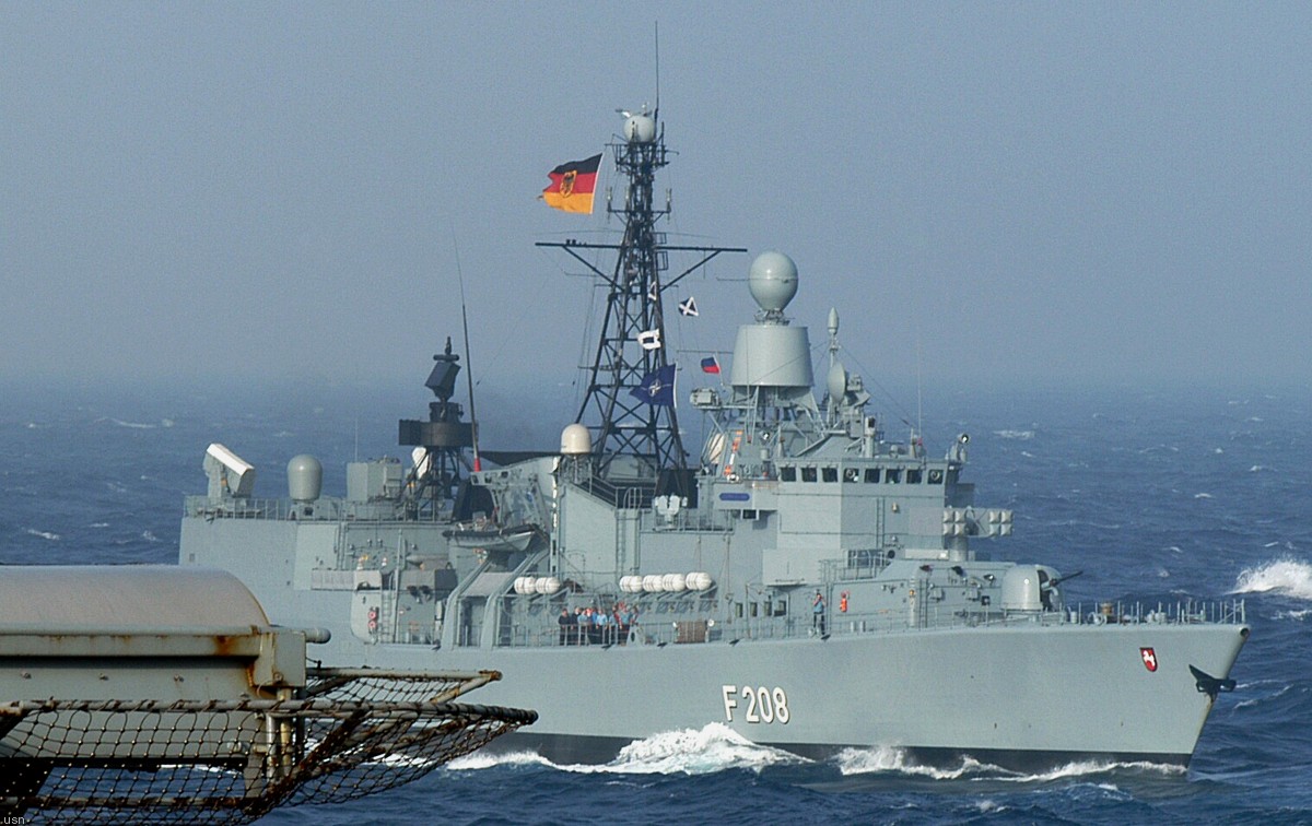 f-208 fgs niedersachsen type 122 bremen class frigate german navy 14