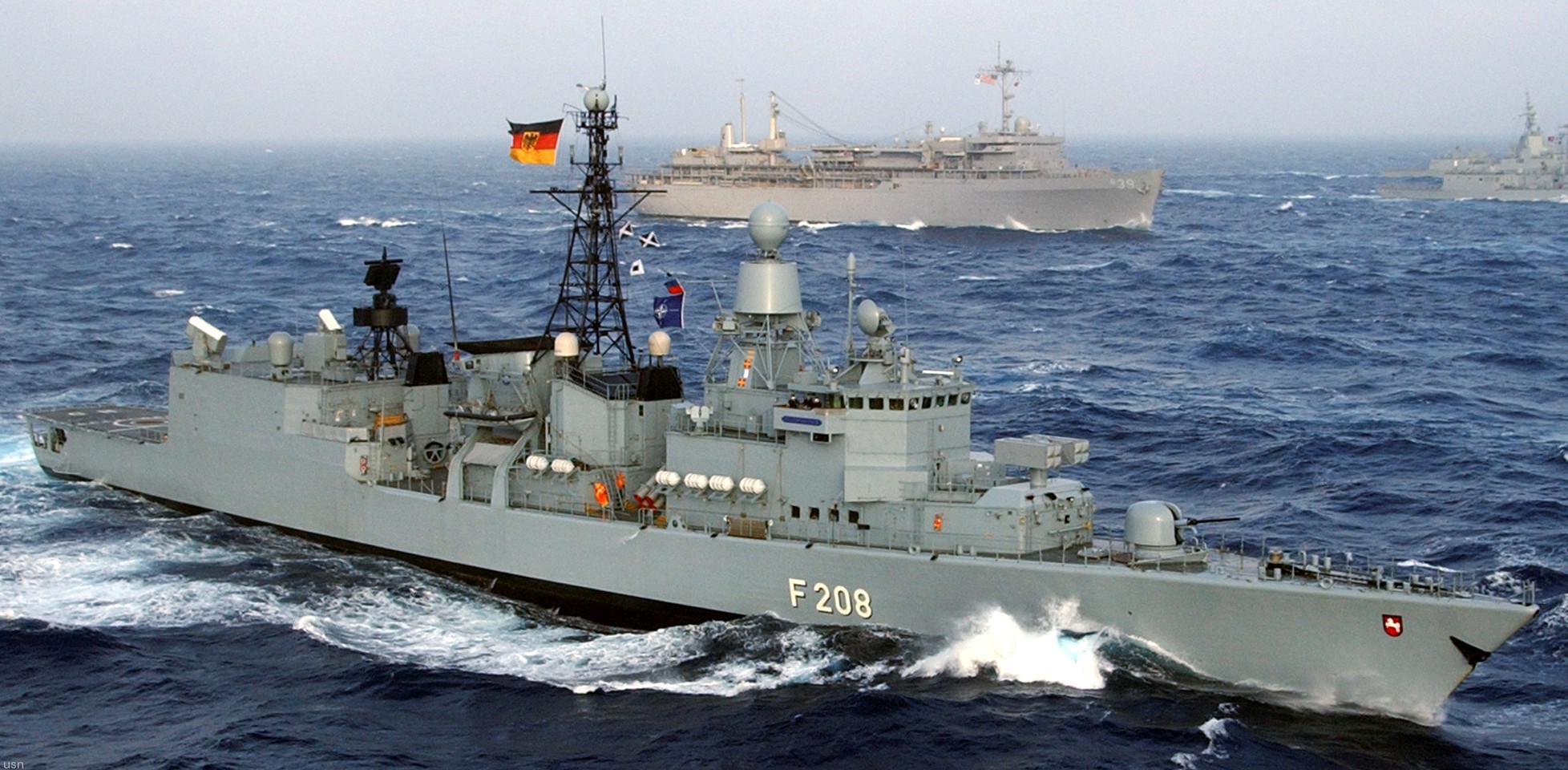 f-208 fgs niedersachsen type 122 bremen class frigate german navy 15