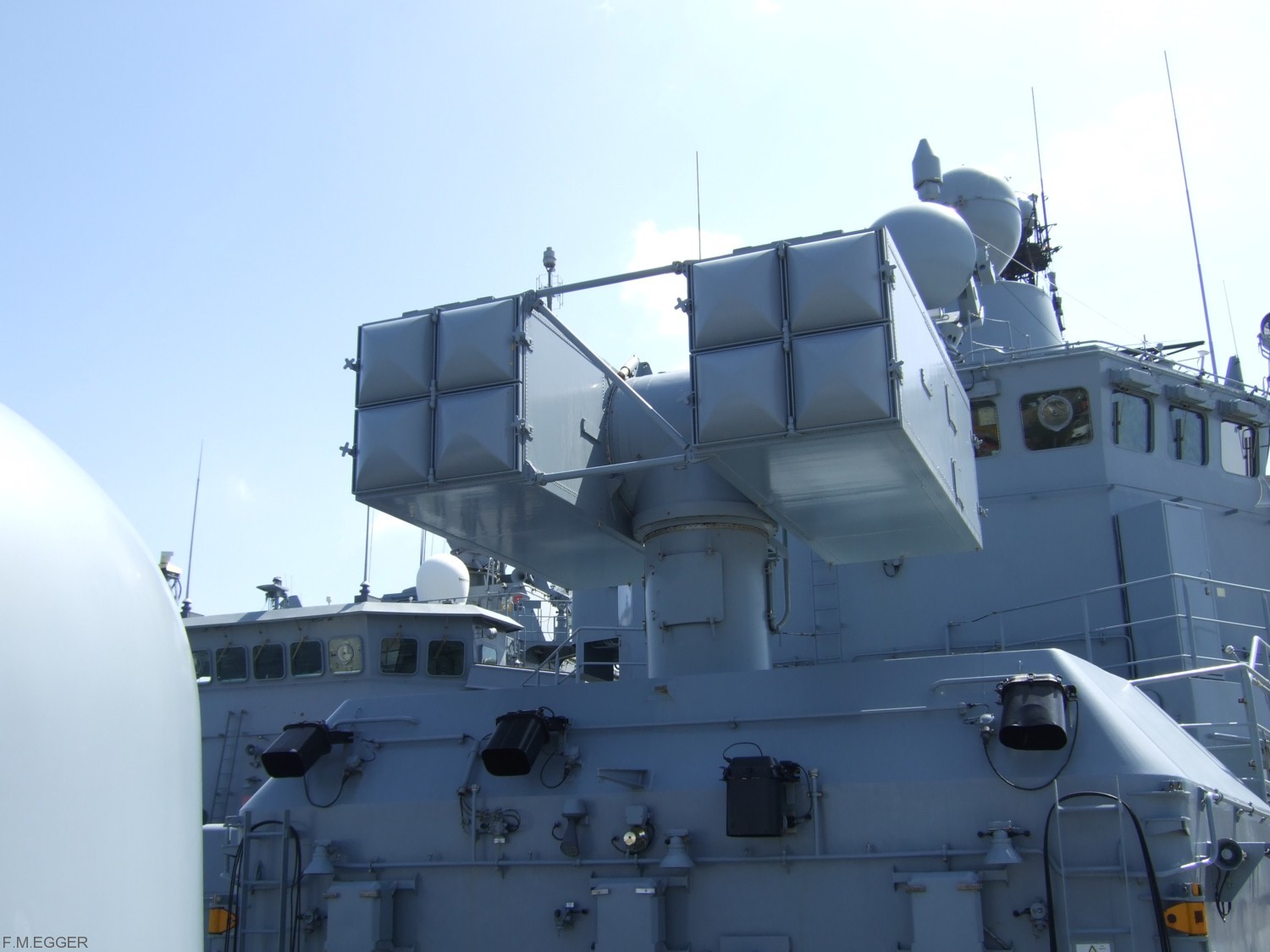 f-208 fgs niedersachsen type 122 bremen class frigate german navy 44 mk-29 launcher rim-7 sea sparrow sam