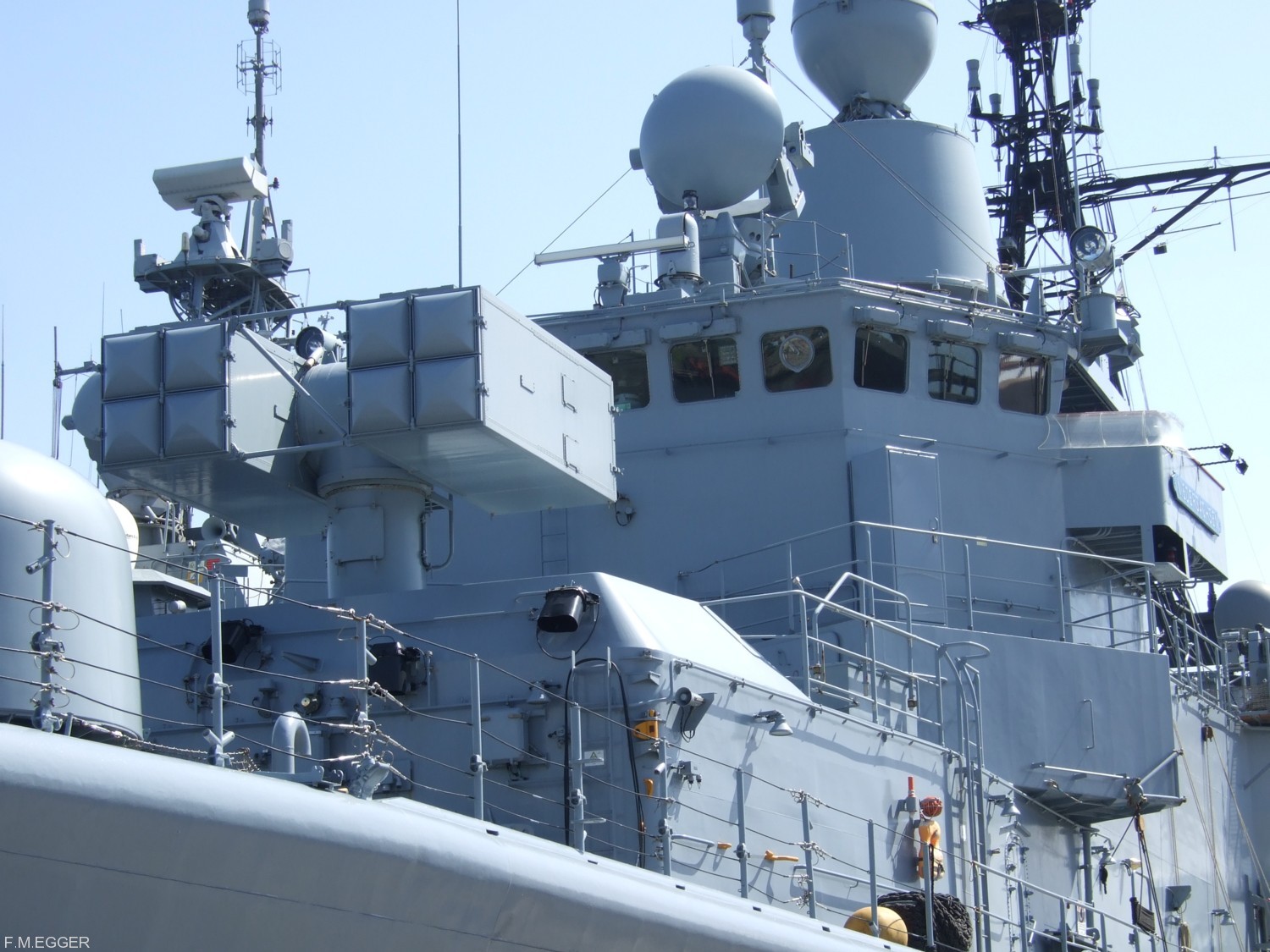 f-208 fgs niedersachsen type 122 bremen class frigate german navy 46