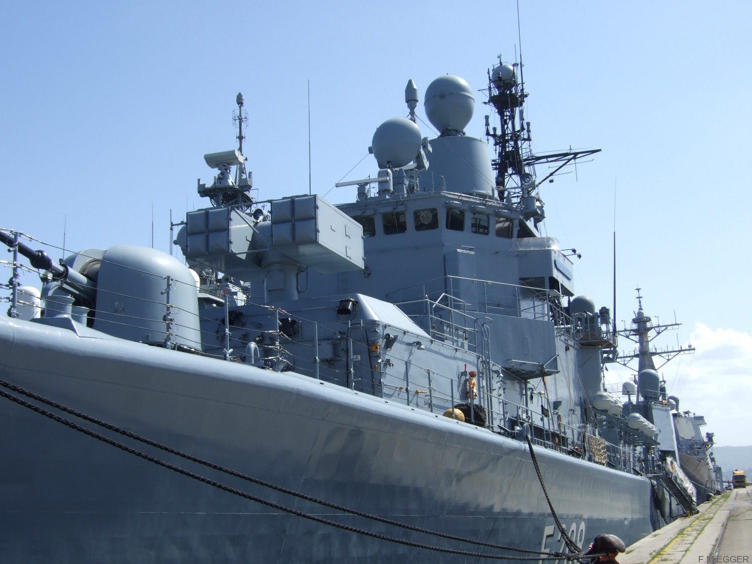 f-208 fgs niedersachsen type 122 bremen class frigate german navy 47