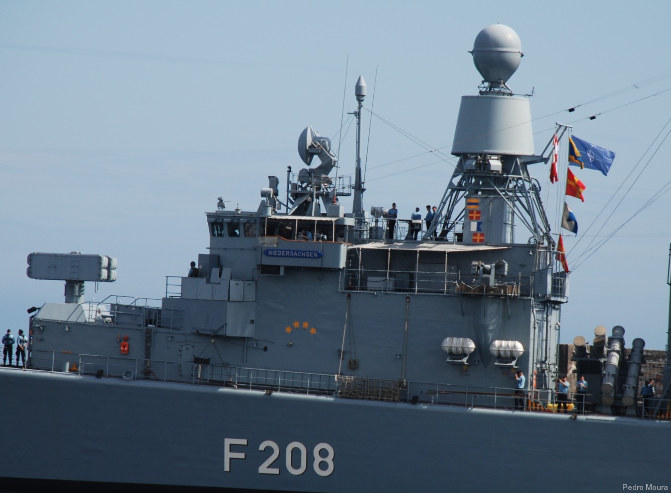 f-208 fgs niedersachsen type 122 bremen class frigate german navy 53
