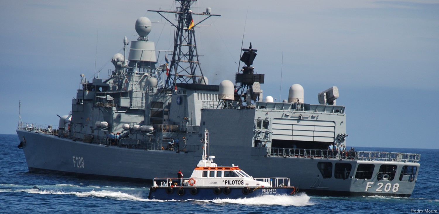 f-208 fgs niedersachsen type 122 bremen class frigate german navy 58