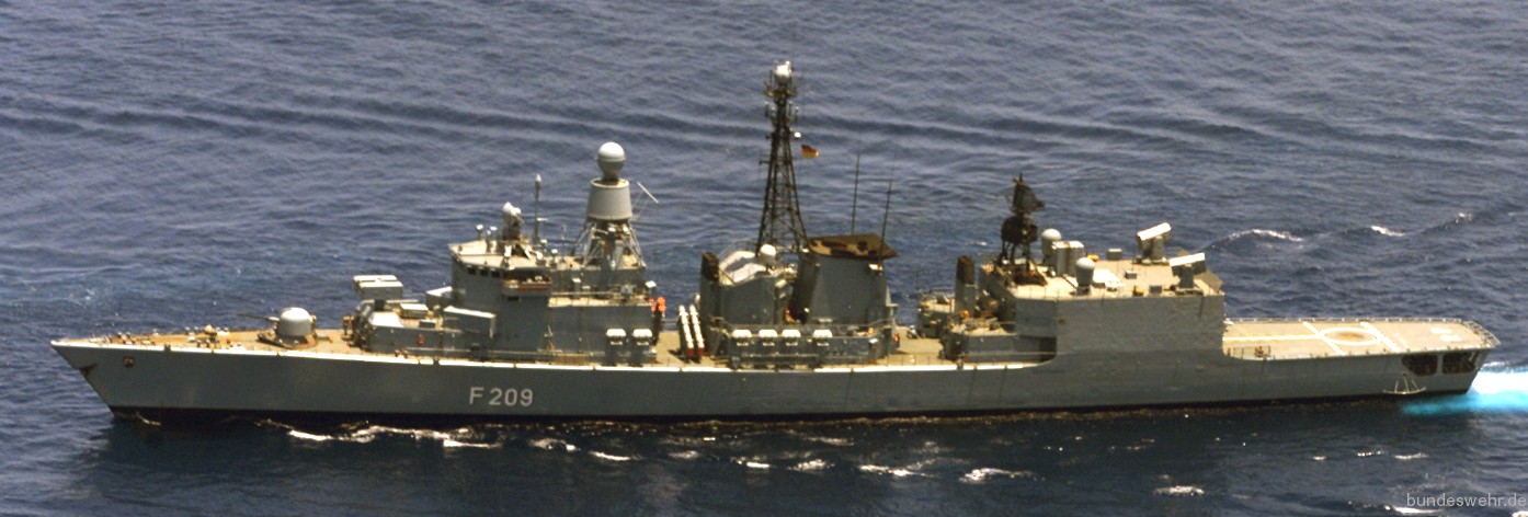 f-209 fgs rheinland-pfalz type 122 bremen class frigate german navy 13