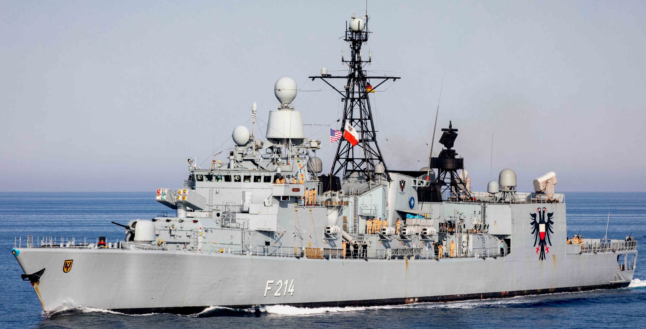 f-214 fgs lübeck type 122 bremen class frigate german navy deutsche marine fregatte 43x nordseewerke emden