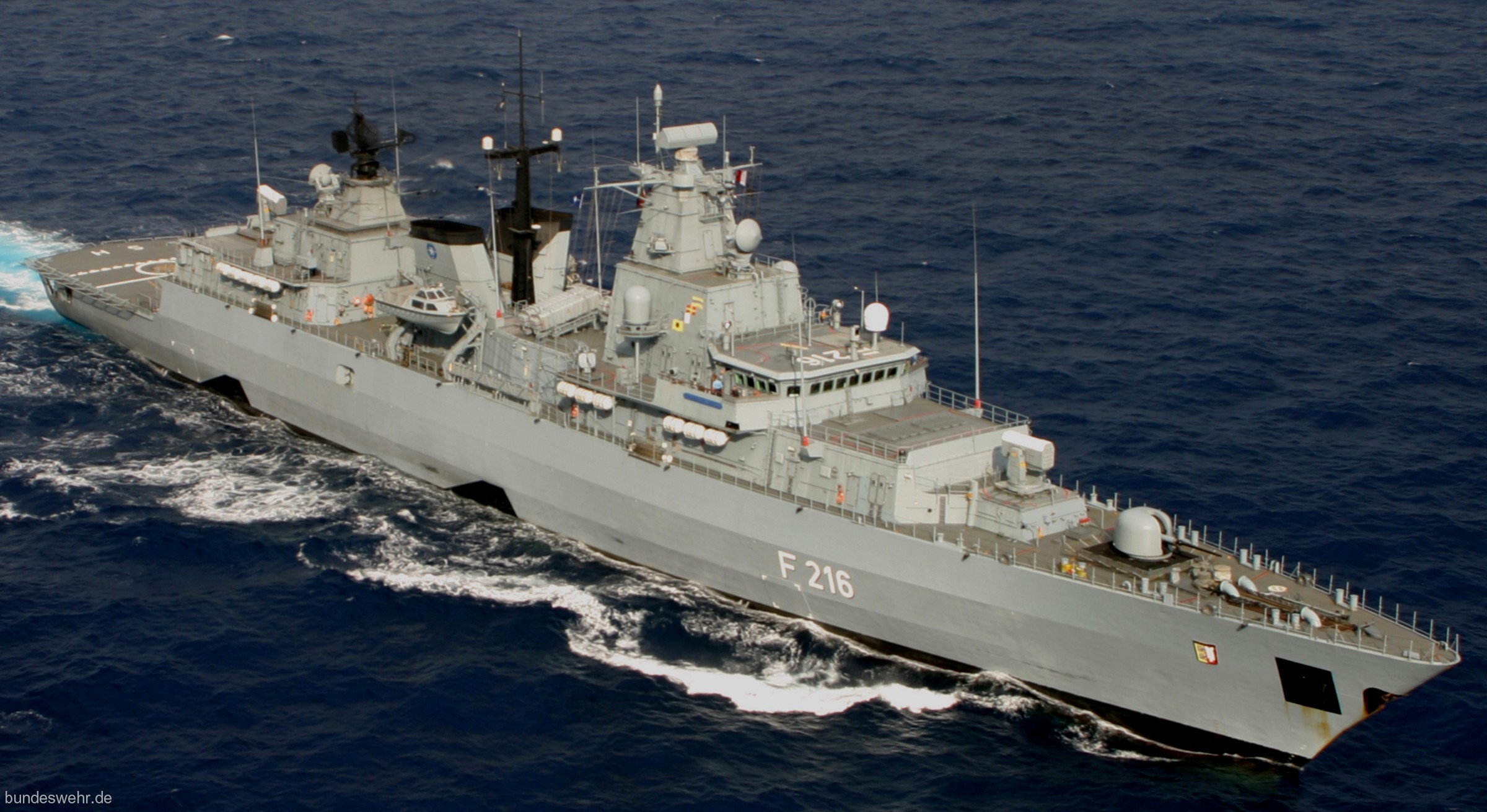 f-216 fgs schleswig holstein type 123 brandenburg class frigate german navy 03