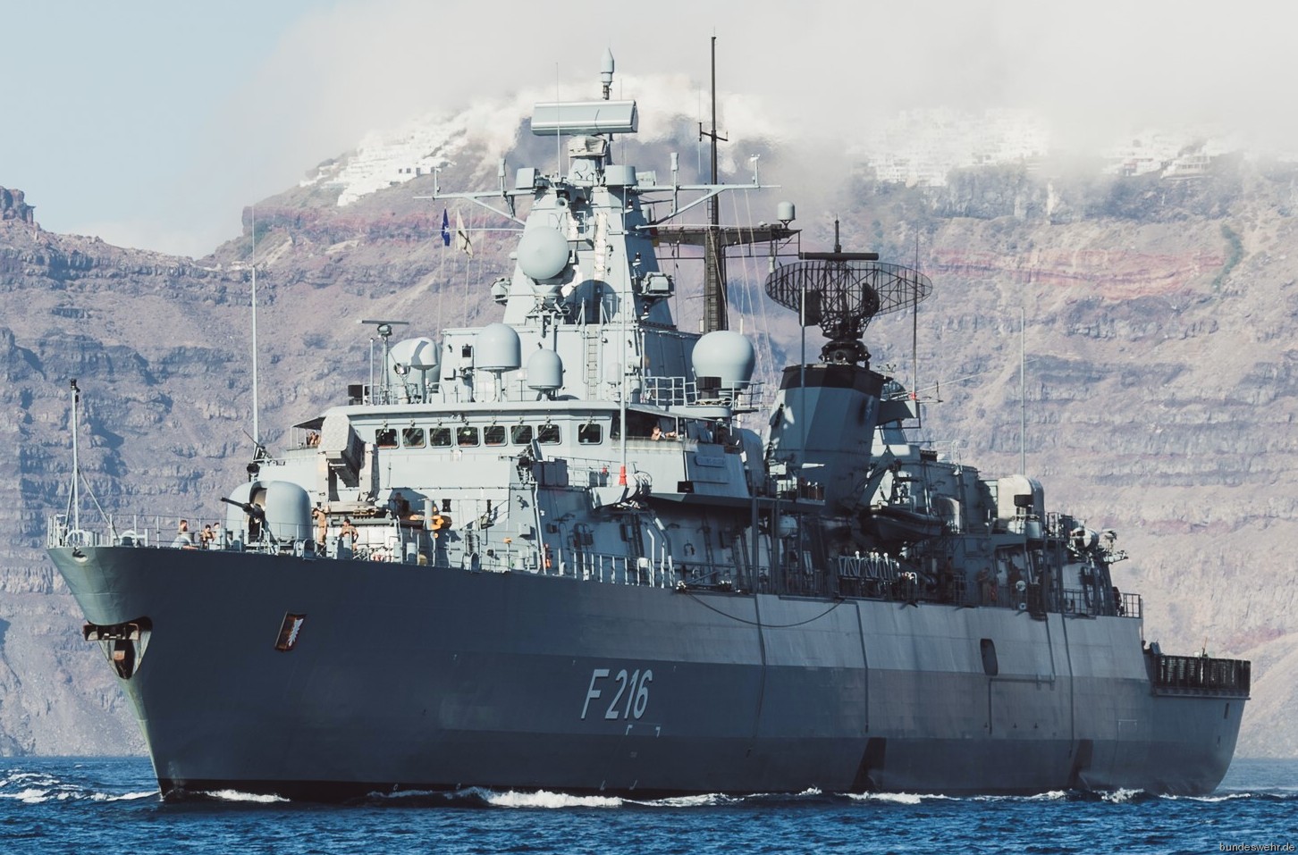 f-216 fgs schleswig holstein type 123 brandenburg class frigate german navy deutsche marine fregatte 49