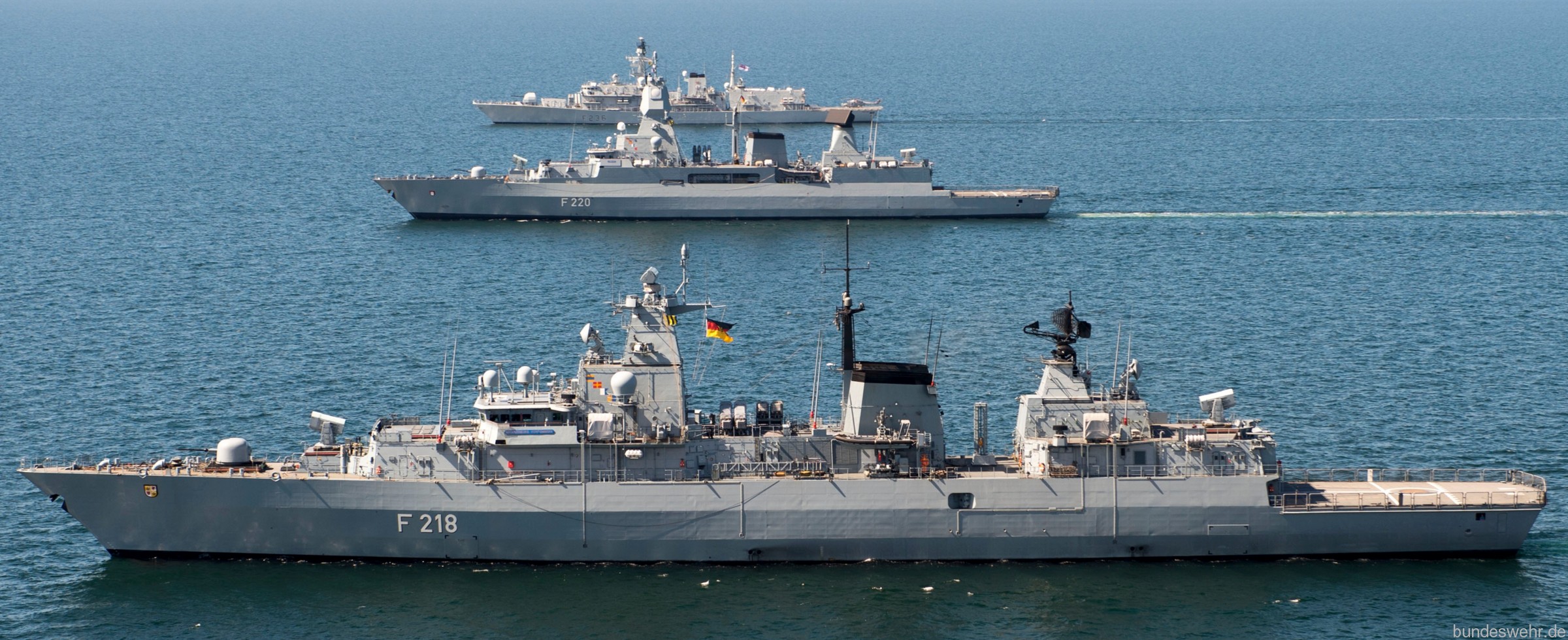 f-218 fgs mecklenburg vorpommern type 123 brandenburg class frigate german navy 12