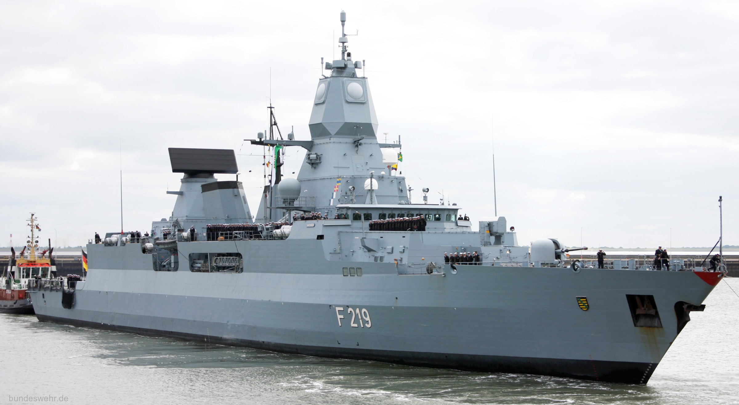 f-219 fgs sachsen type 124 class guided missile frigate ffg german navy 22