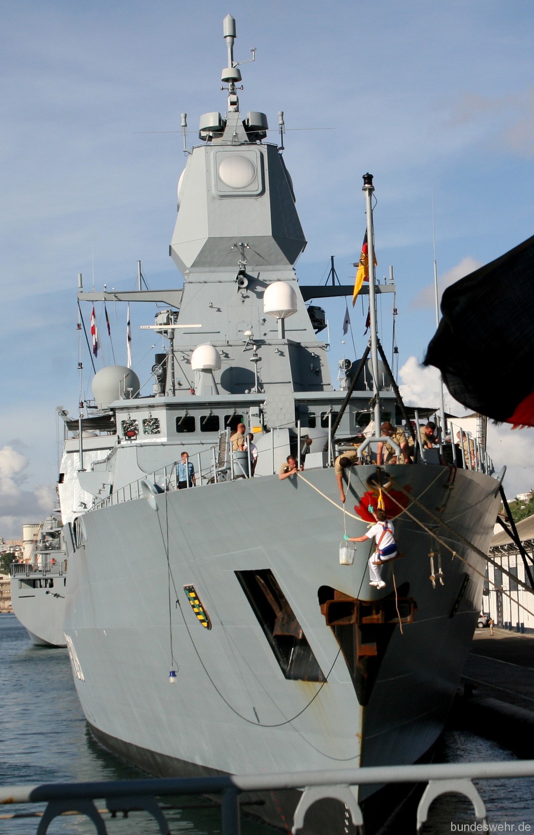 f-219 fgs sachsen type 124 class guided missile frigate ffg german navy 24