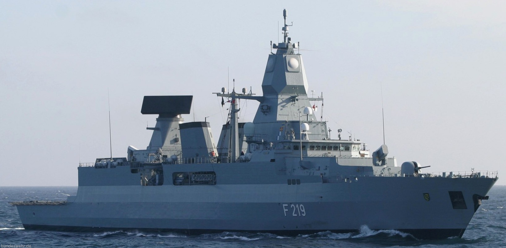 f-219 fgs sachsen type 124 class guided missile frigate ffg german navy marine fregatte 31
