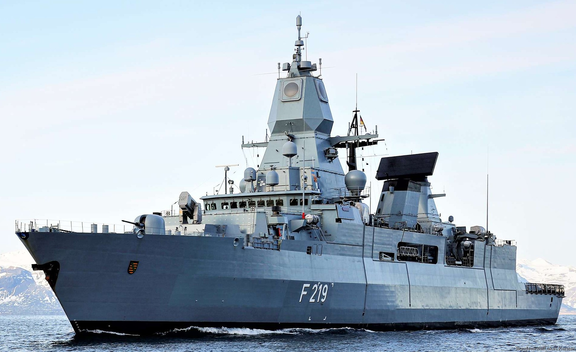 f-219 fgs sachsen type 124 class guided missile frigate ffg german navy marine fregatte 44