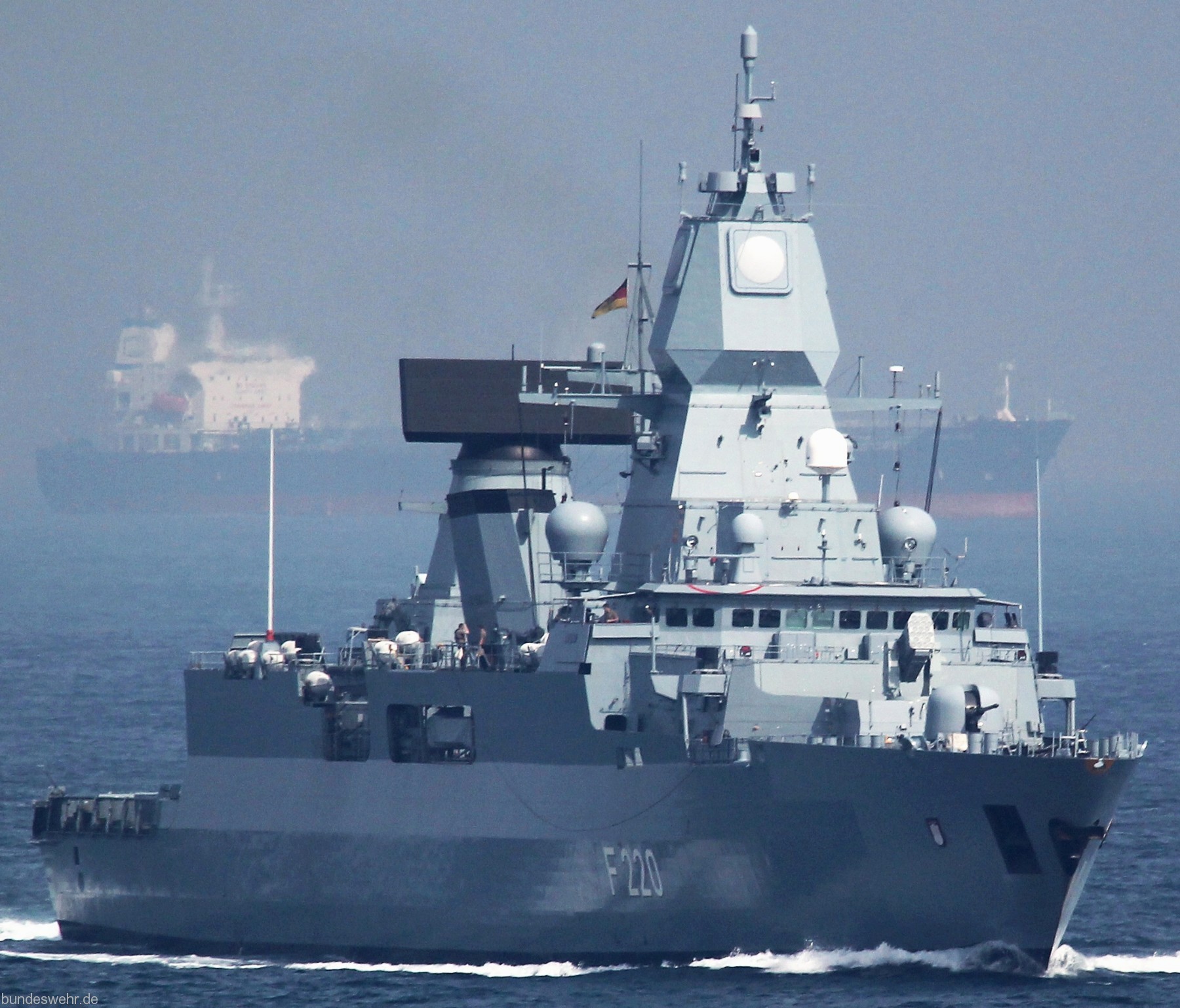 f-220 fgs hamburg type 124 sachsen class guided missile frigate german navy 50 suez canal