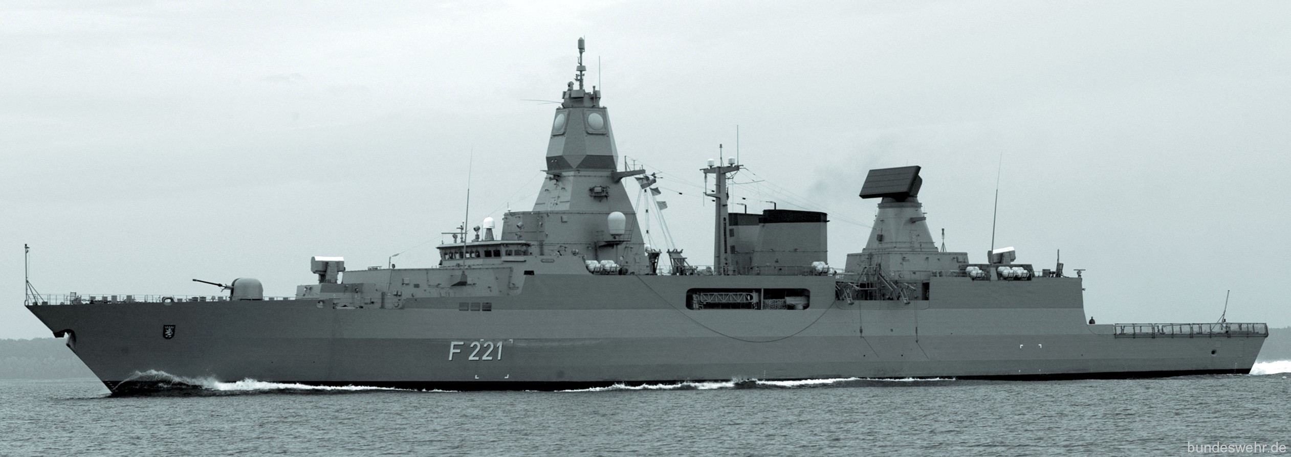 f-221 fgs hessen type 124 sachsen class guided missile frigate german navy 02