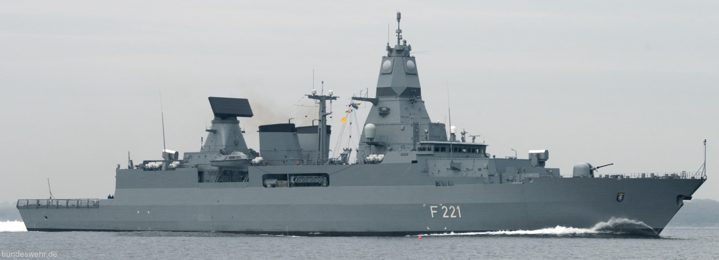f-221 fgs hessen type 124 sachsen class guided missile frigate german navy 20