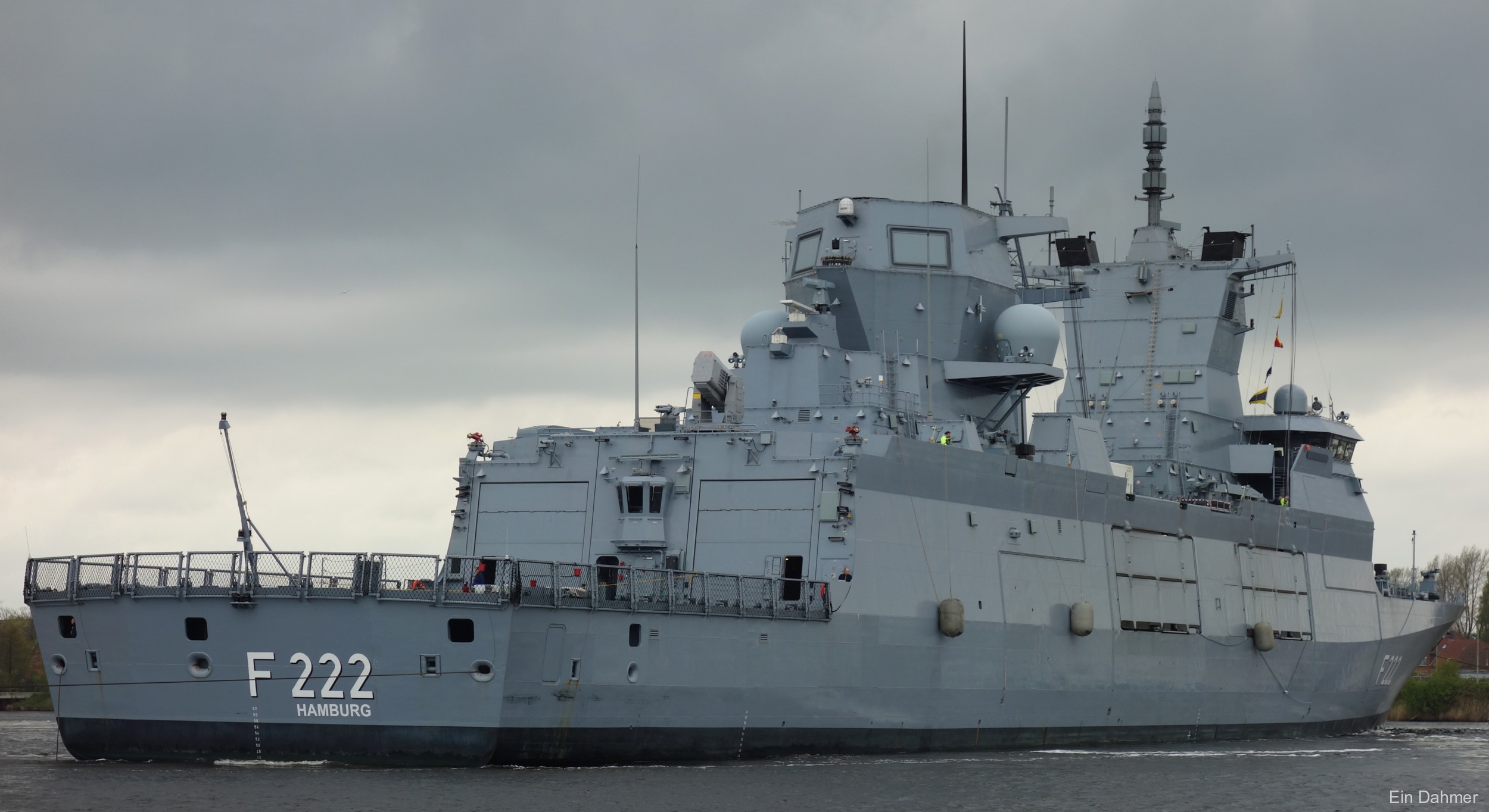 f-222 fgs baden-württemberg type 125 class frigate german navy 03