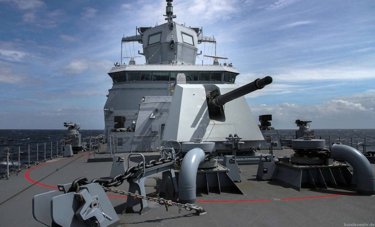 f-222 fgs baden-wurttemberg type 125 class frigate german navy 16 oto melara leonardo 127/64lw gun vulcano