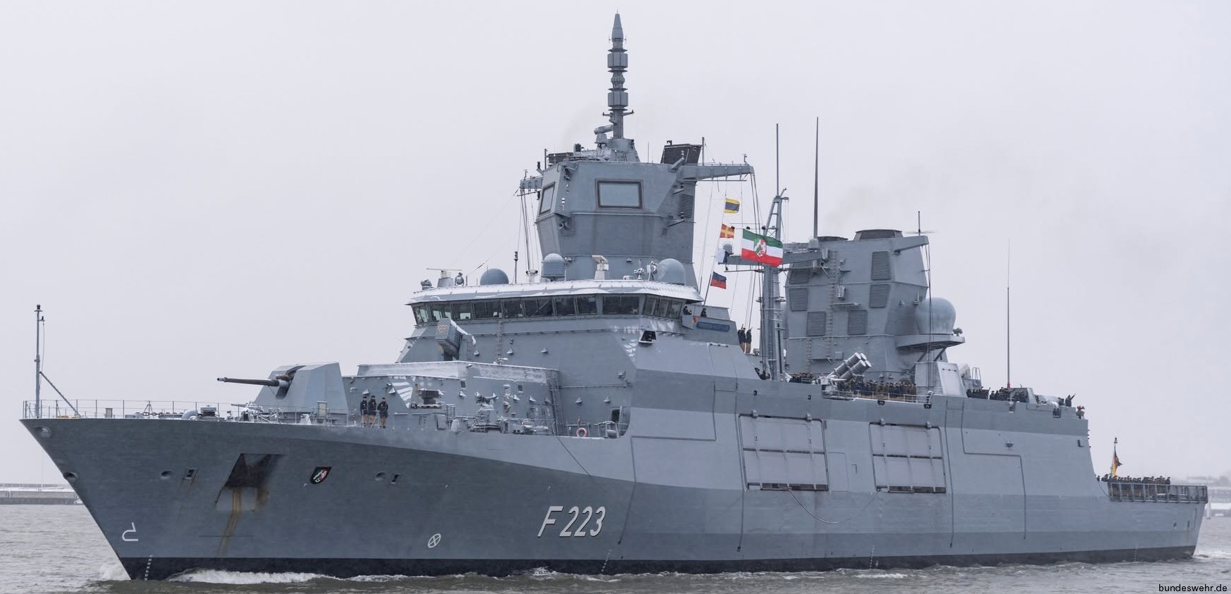 f-223 fgs nordrhein-westfalen type 125 baden wurttemberg class frigate german navy 22