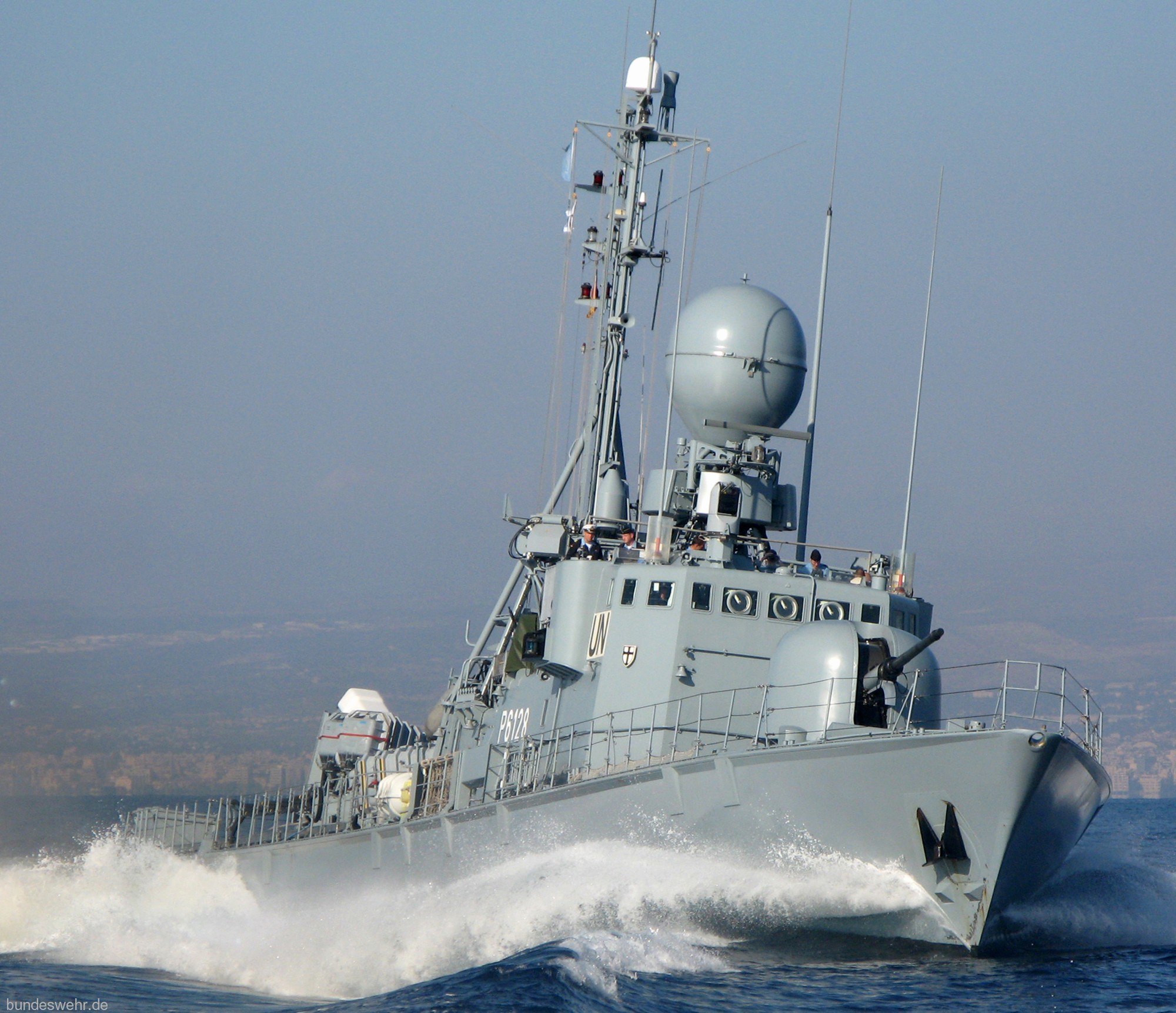 p6128 s78 fgs ozelot type 143a gepard class fast attack missile craft german navy 02