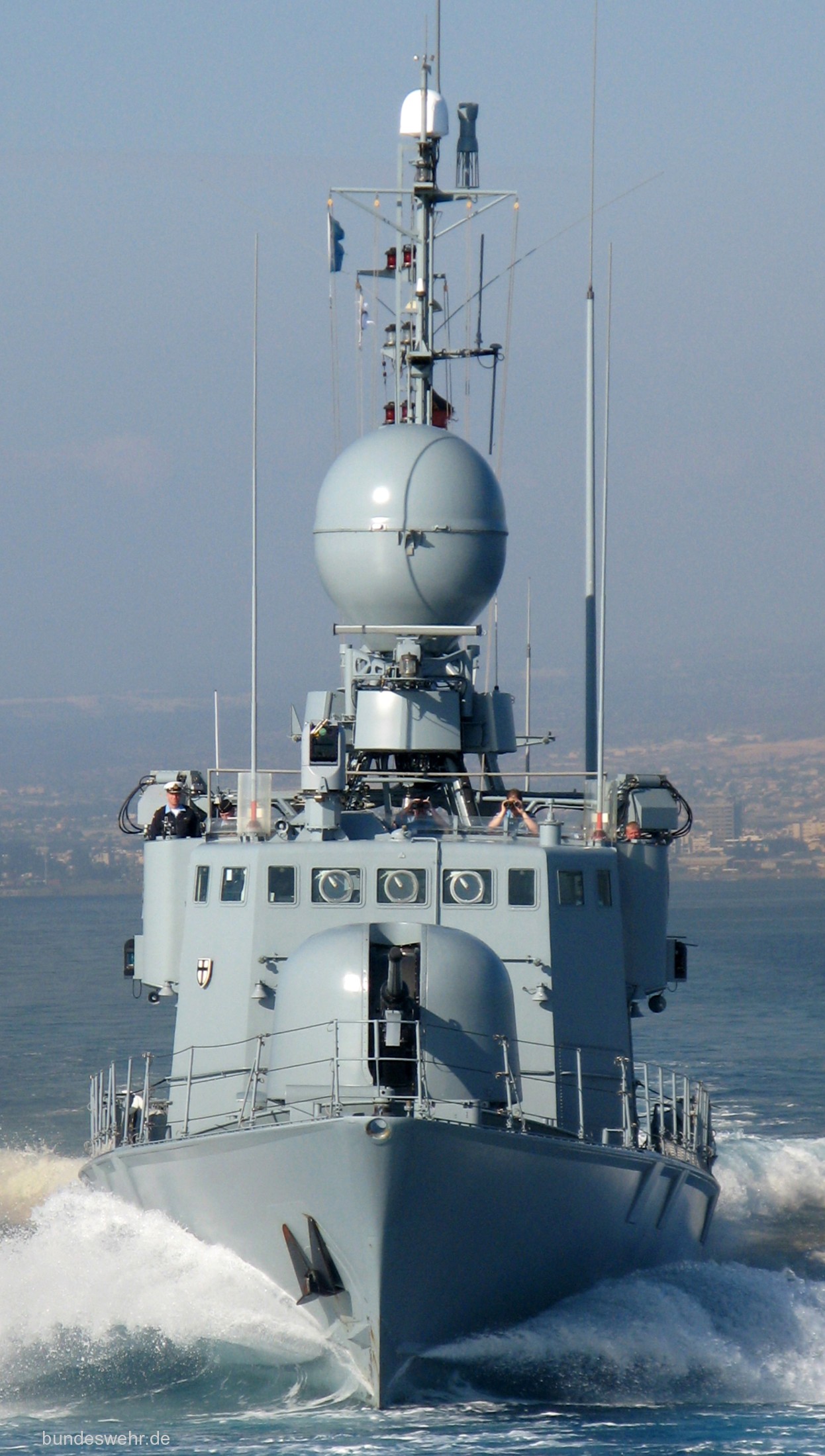 p6128 s78 fgs ozelot type 143a gepard class fast attack missile craft german navy 03
