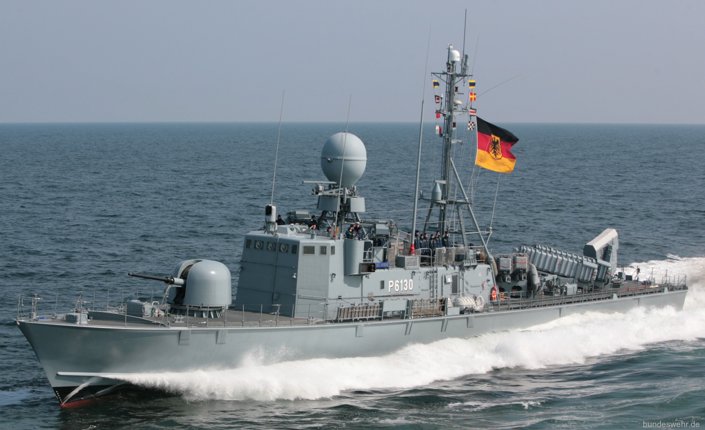 p6130 s80 fgs hyäne type 143a gepard class fast attack missile craft german navy 07