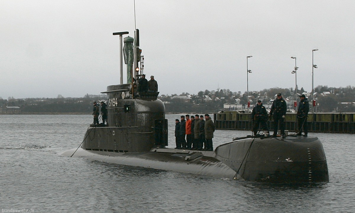 s-194 fgs u15 type 206 class submarine german navy 05